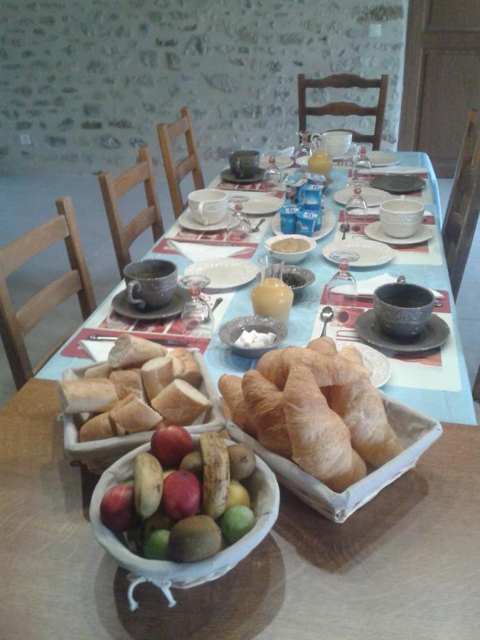 Bed and Breakfast Domaine De La Rue La Berthenoux Zewnętrze zdjęcie